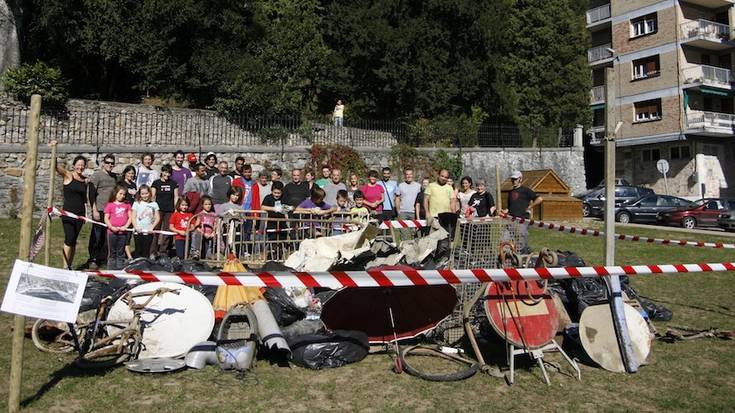 Erreka lur azpitik ezagutzeko eta garbitzeko gonbita astebururako