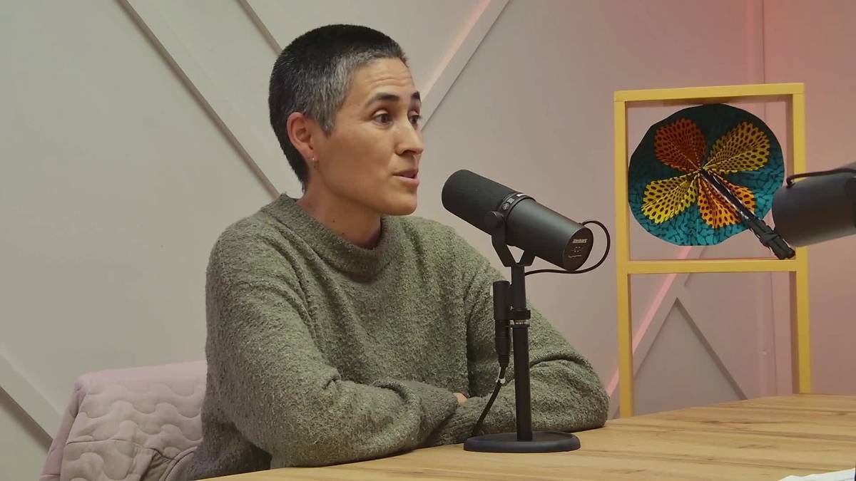 Beste ahotsak 8: Paloma Alicia Martinez