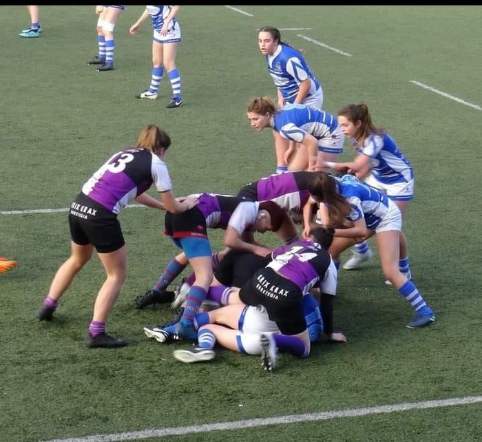 ART-ko neskek Mojategin berrekingo diote ligari, La Unicaren bisitarekin