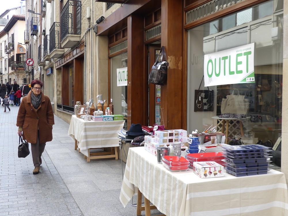 Txandako 24 dendek hartuko dute parte asteburuko 'outlet'-ean
