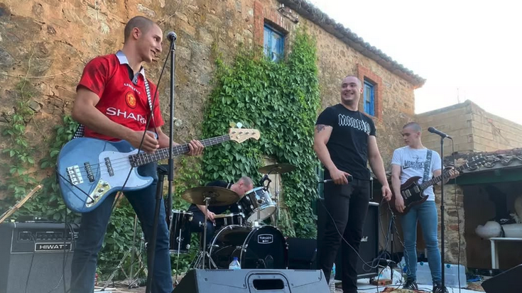 Casus Belli eta Kremallera taldeen kontzertuak, zapatuan, Inkernun