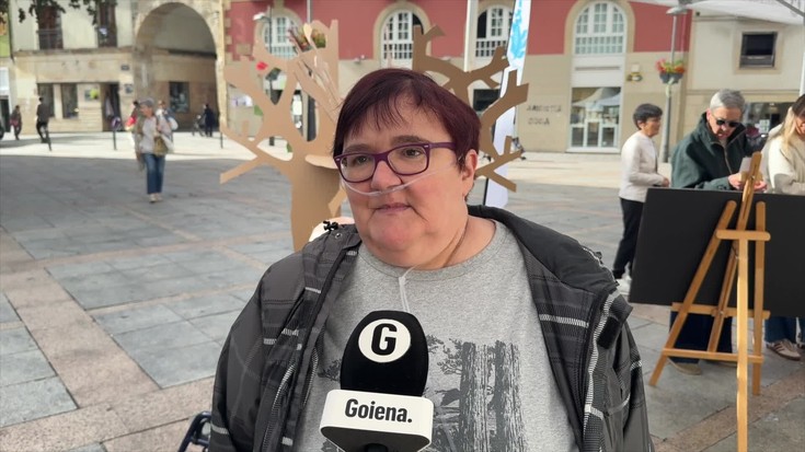 Pili Romariz: "Herritarrek, gu babesteaz gain, lanak erosten dizkigute"