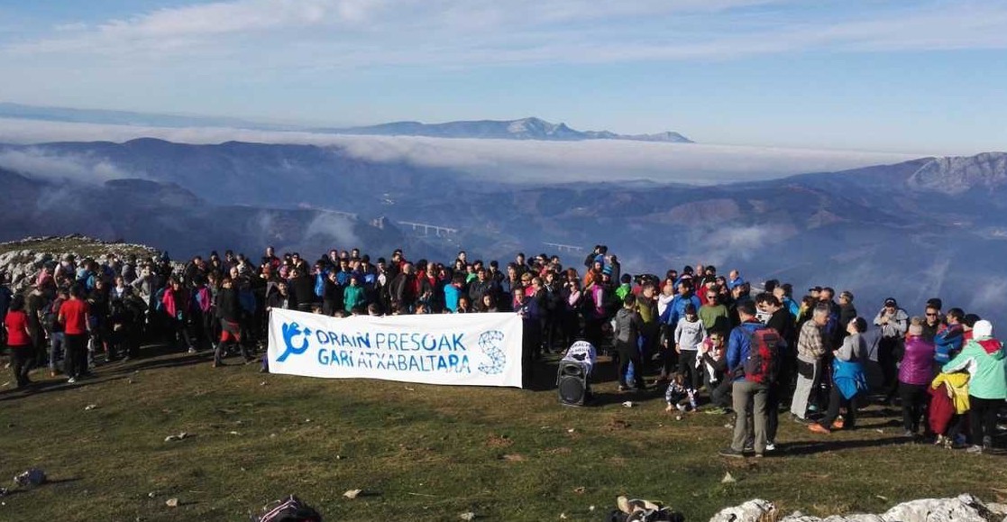 '#GariAtxabaltara' ekimenari babesa ematera gonbidatu ditu herritarrak Aretxabaletako Sarek