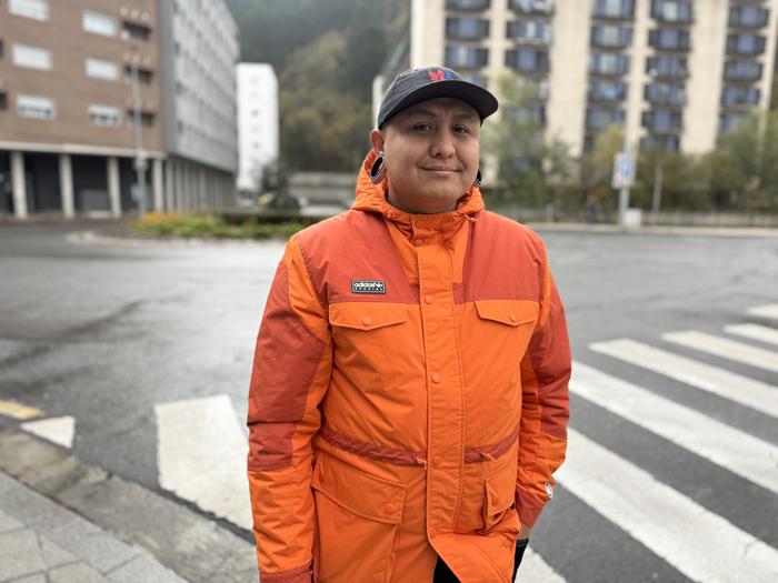 Carlos Gomez: "Jaioterritik 10.000 kilometrora nago, baina etxean sentitzen naiz"