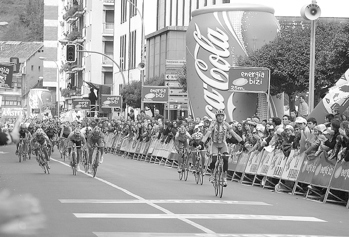 22 urteren ostean, Bergaran, goi mailako txirrindulariak nor baino nor gehiago