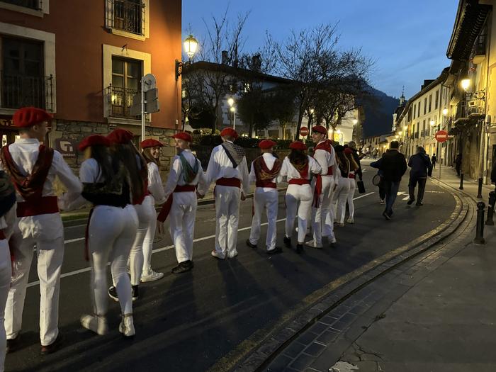 19:00etan egingo dute dantzan aurtengo Santa Ageda neska-mutilek