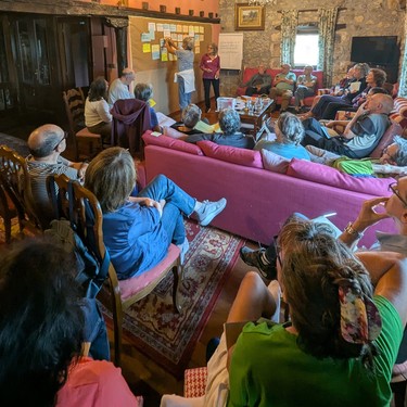 'Etxebizitza kooperatiboak' solasaldia