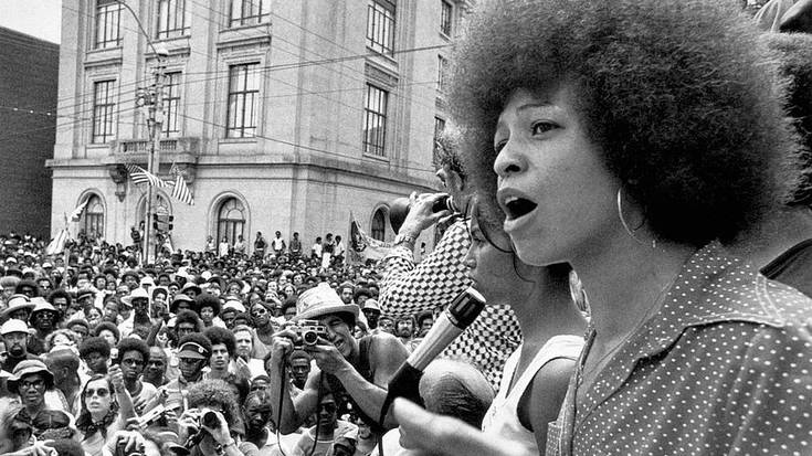 Angela Davis izango da Emakume Txokoaren kartel lehiaketako protagonista