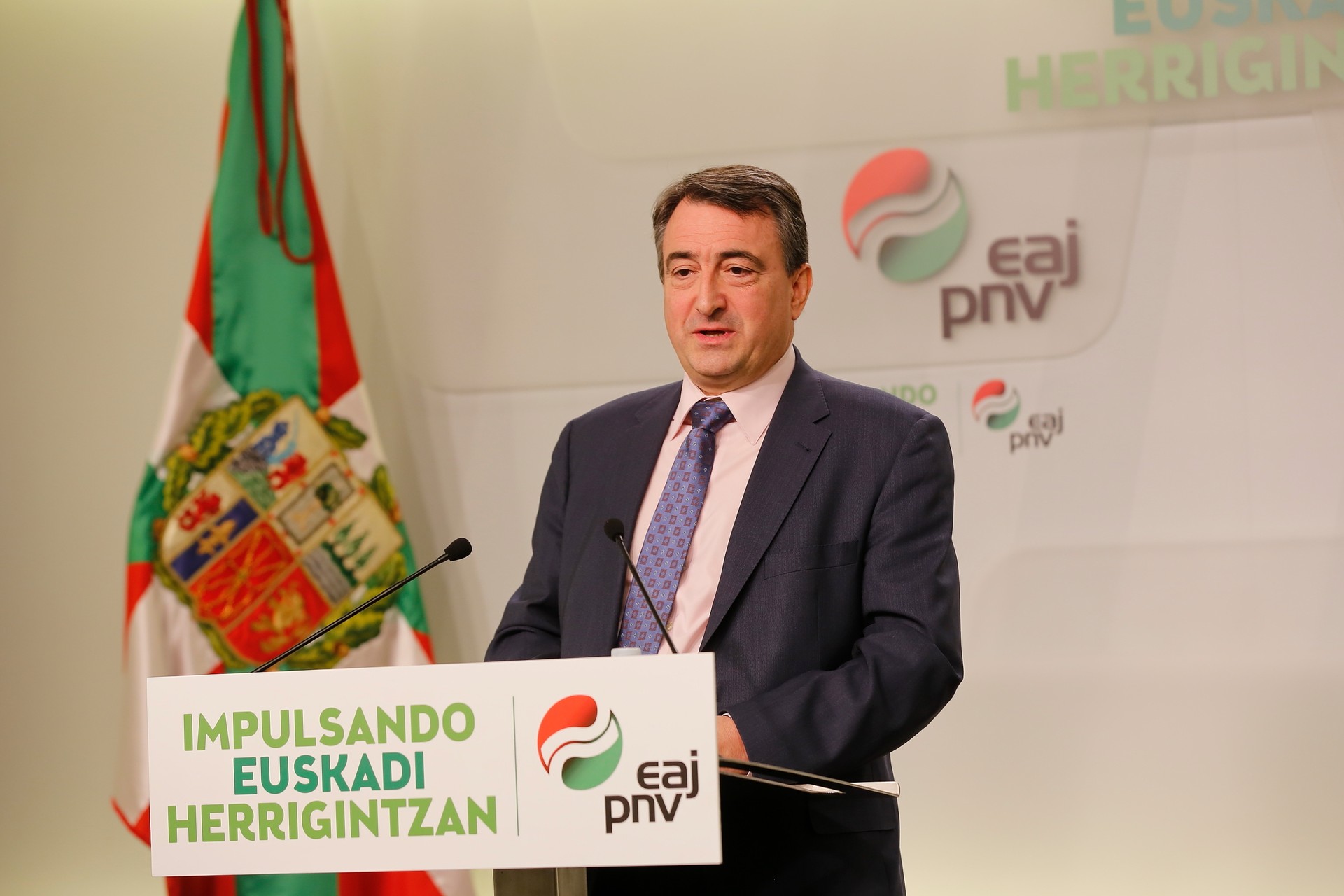 Aitor Esteban: “A-28ak EAJ hartu du 'prest', zerrendak eginda eta euskal hiritargoak Madrilen egin dugun lanari eman dion abalarekin”
