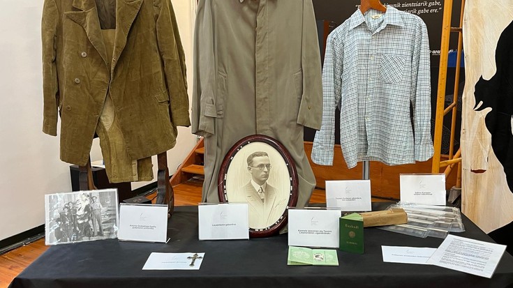 Olaso Dorrea Fundazioaren artxiboak eta Monzon-Olaso Etxe Museoaren bilduma handitzeko ahalegin berezia hasi dute