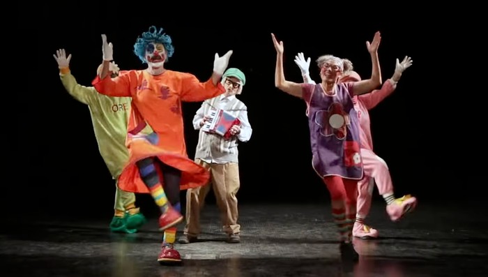 'Zerua lapurtu dute' ikuskizuneko sarrerak, eguaztenean salgai