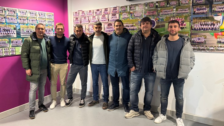 Mondrak zuzendaritza talde berria aurkeztu du