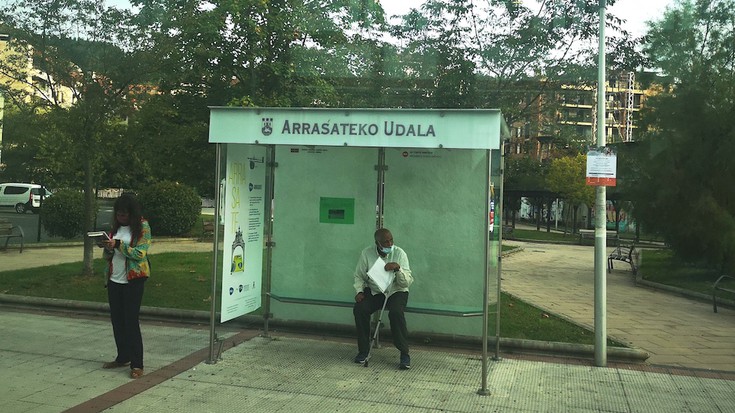 Geltoki berrian geratuko dira autobus guztiak gaurtik aurrera