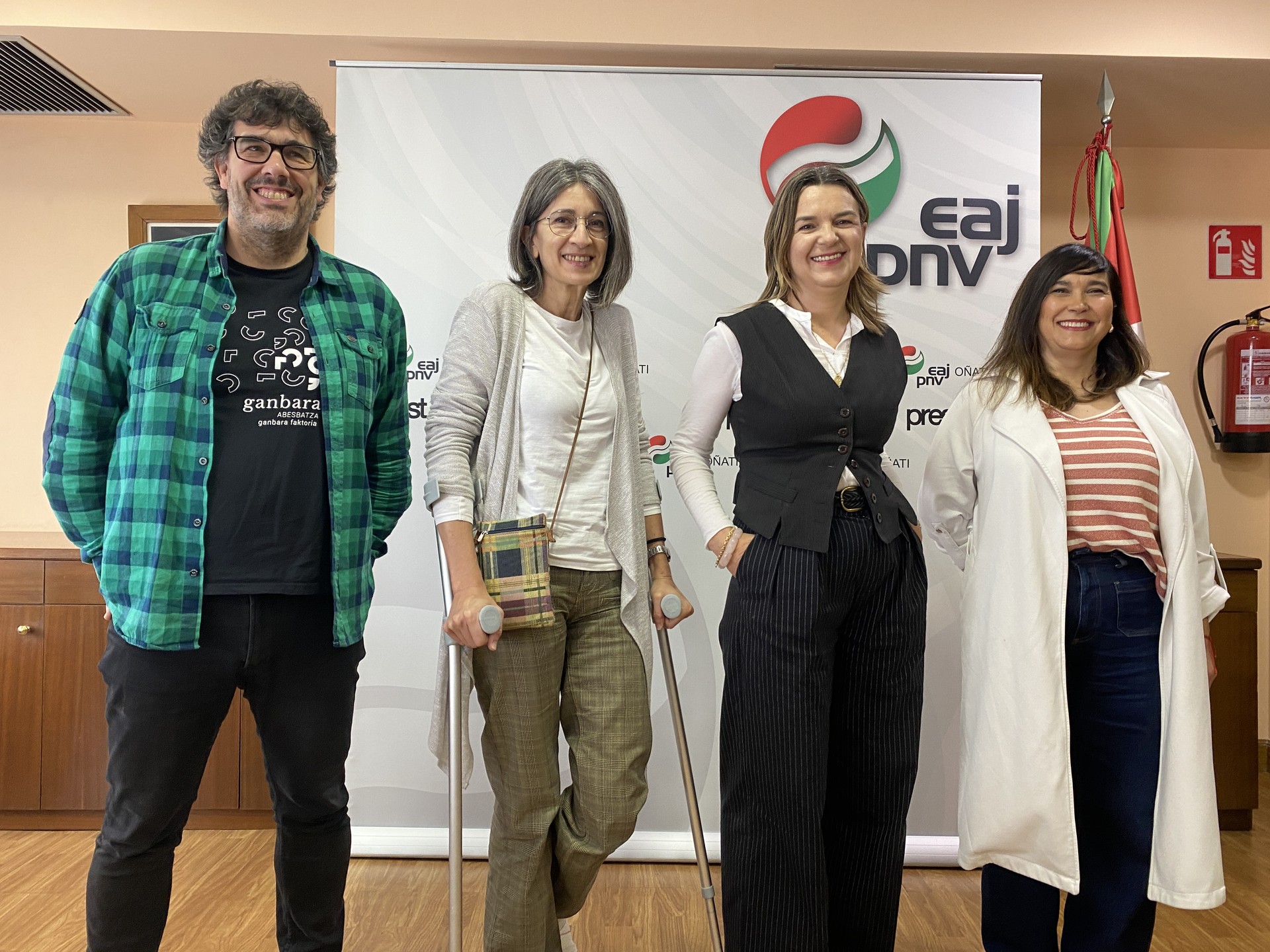 Oñatiko EAJren udal taldeak "gardentasun eza eta kaleratutako langilearekiko begirune falta" egotzi dizkio Udal Gobernuari