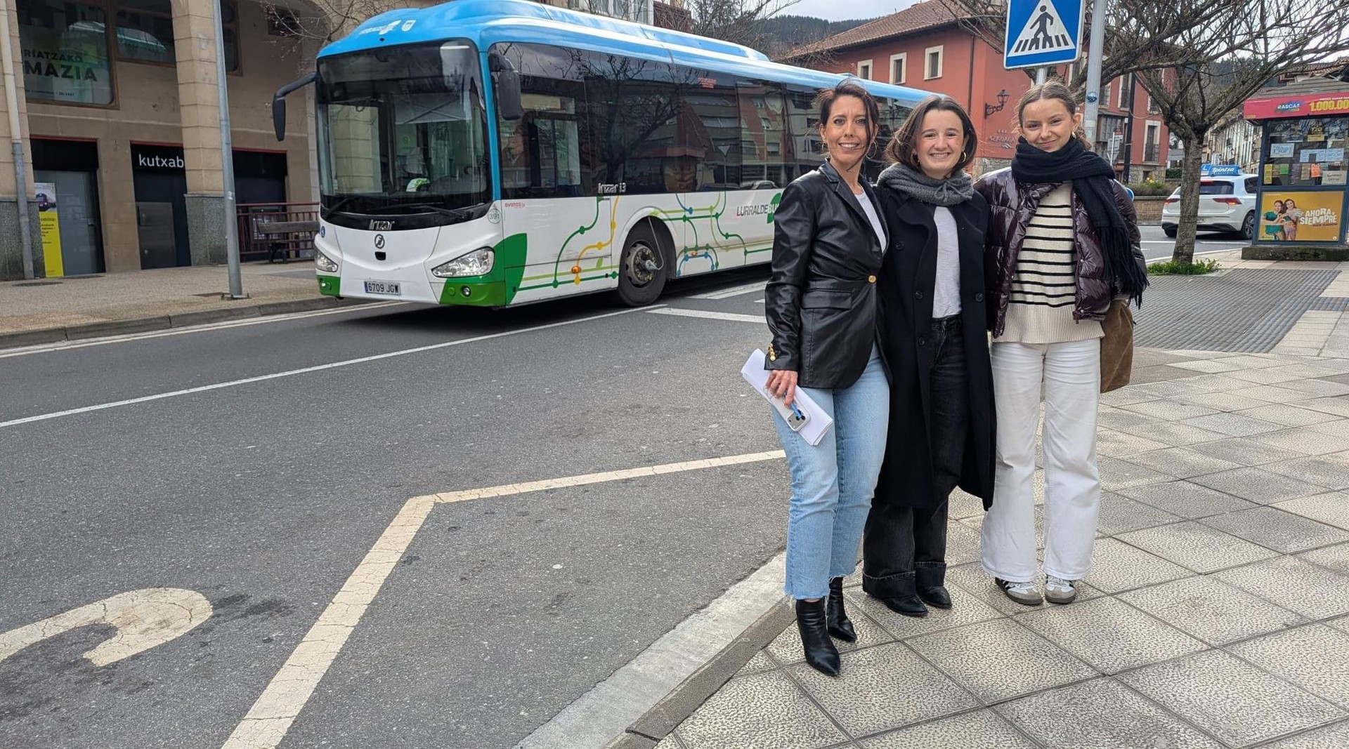 Eibar eta Gasteiz arteko DG05 linea indartu du Aldundiak