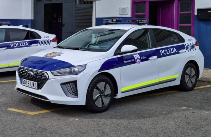 Arrasateko Esan sindikatuak babesa adierazi dio Udaltzaingoari, urtarrilaren 9ko gertakarien harira