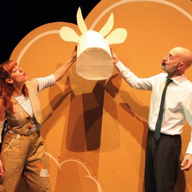 'Hodei guztien gainetik' antzezlana