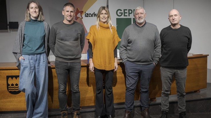 Euskal pilota sustatzeko enpresen eta komunikabideen hitzarmena