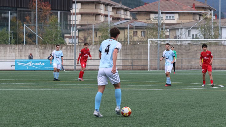 Calzon: "Ligako partidu txarrenetakoa egin dugu, arduratuta nago"