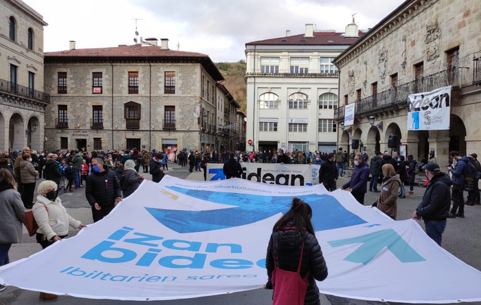 Euskal presoen etxeratzea eskatzeko manifestazioa eta kontzertua Bergaran