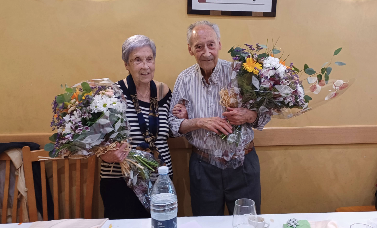Sabina Altuna eta Felix Aiastui omendu ditu Uribarriko Erretiratuen Etxeak