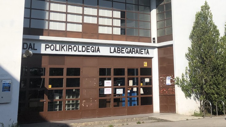 Labegaraieta kiroldegiko tabernaren ustiapenaren esleipenerako deialdia zabalik dago