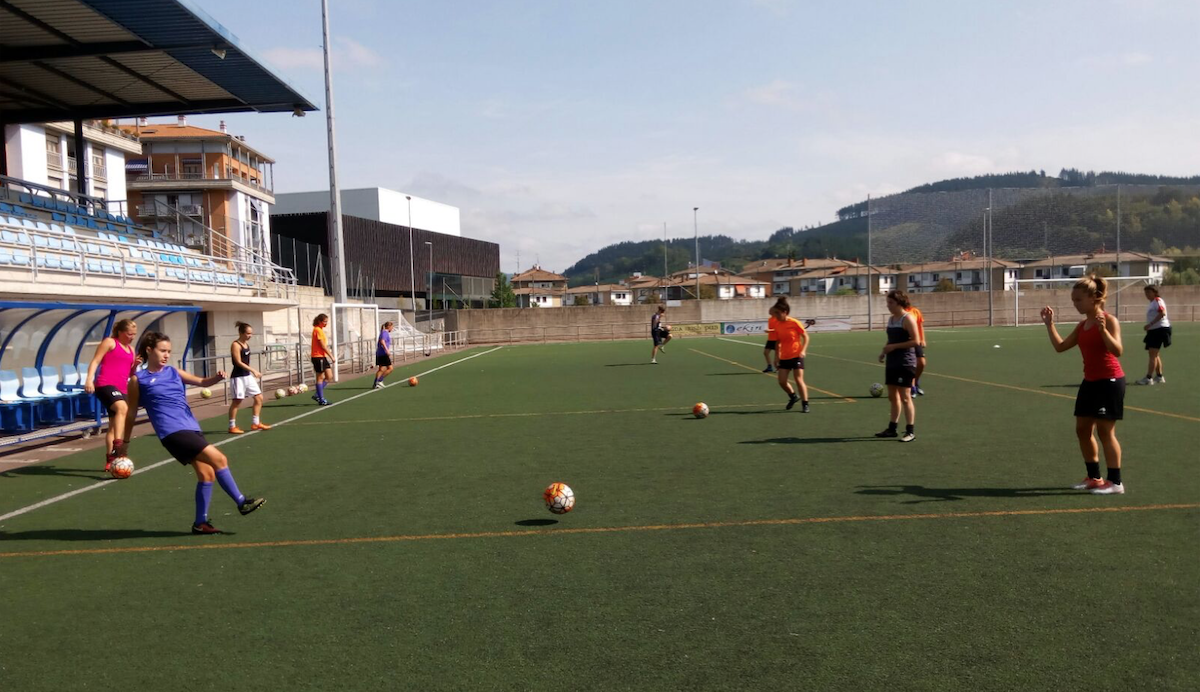 Leintz Arizmendi taldea hasi da entrenamendu saioekin