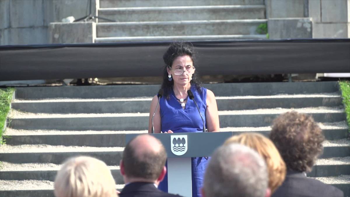 Lourdes Herrasti: "Egindako lana beharrezkoa zen; aitortza honekin onespena eta giza eskubideen aldeko lanaren zilegitasuna jasotzen da"
