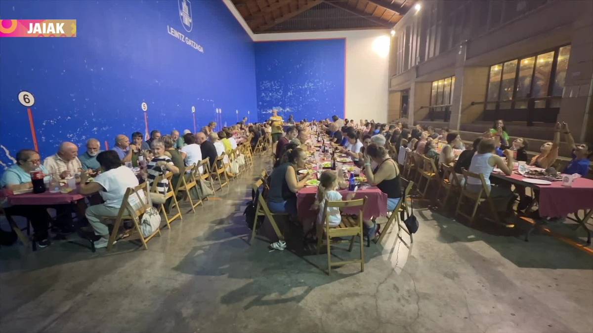 Gatzagako andramaixek emandakoa osorik