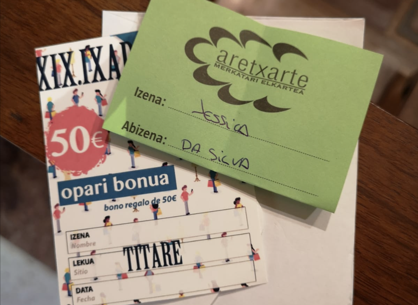 Aretxartek zozketatutako bonuek badute jabea