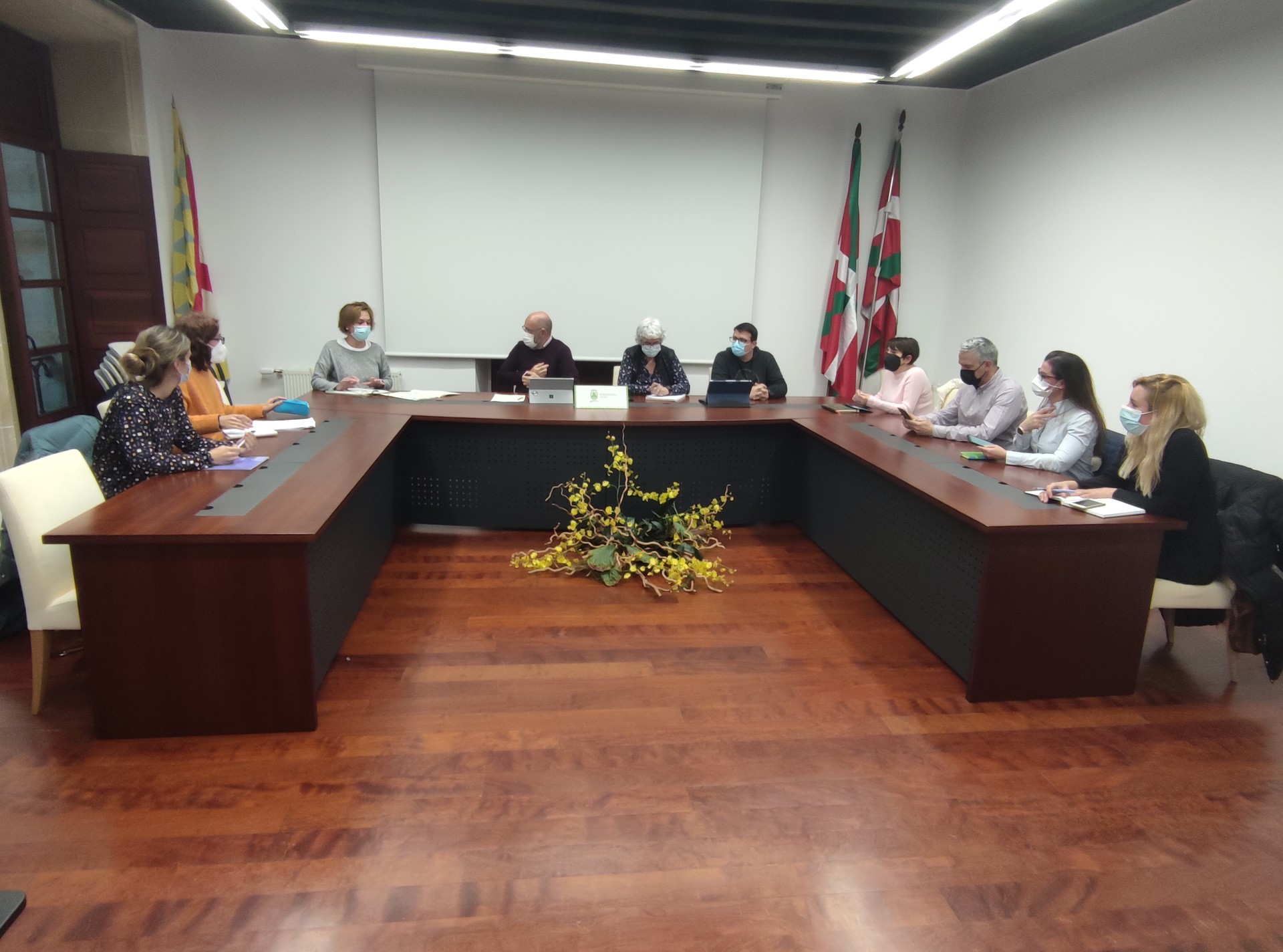 Bide berdeak sustatzeko atxikimendua, onartuta