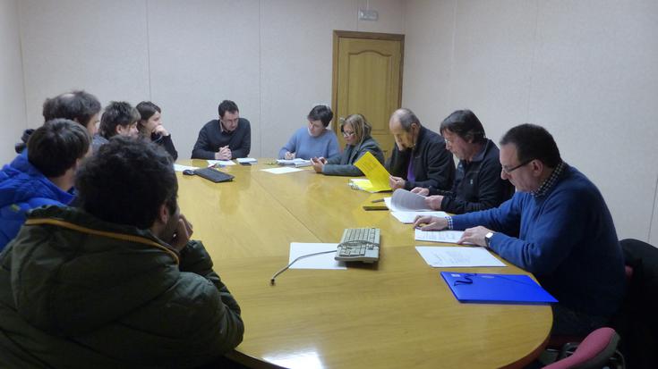 Nekazaritza lurren arteko distantzia malguagoa izateko araua aldatu egingo da