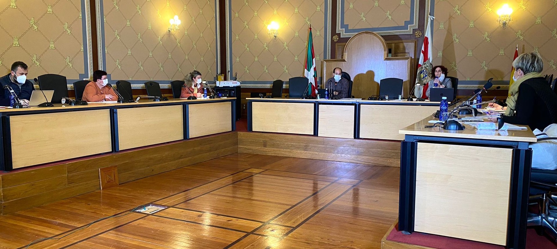 Bergarako Udalaren adierazpena: zaintzan jarri dute arreta