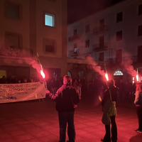 A25: elkarretaratzea