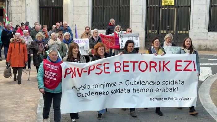 Ozen entzun dira Bergaran pentsiodunen aldarriak