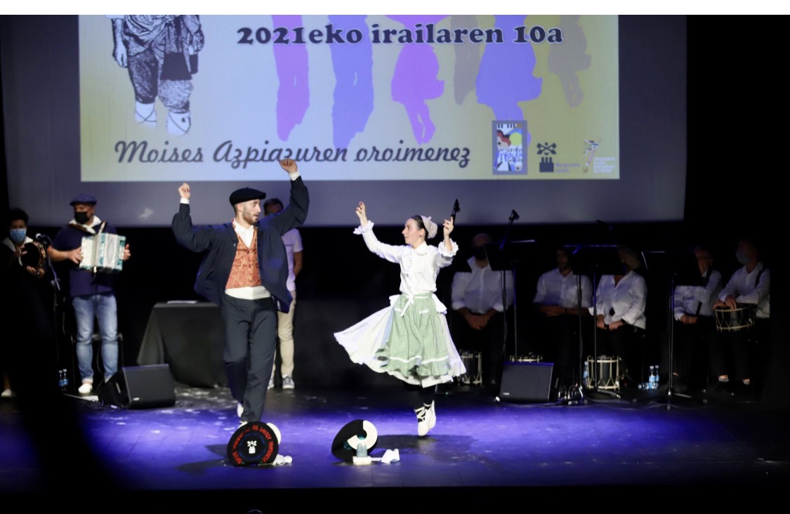 Katerin Artola eta Iker Belintxon nagusitu dira Moises Azpiazu binakako dantza txapelketan