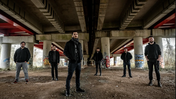 Auhen rap taldea gaztetxera iritsiko da eguenean