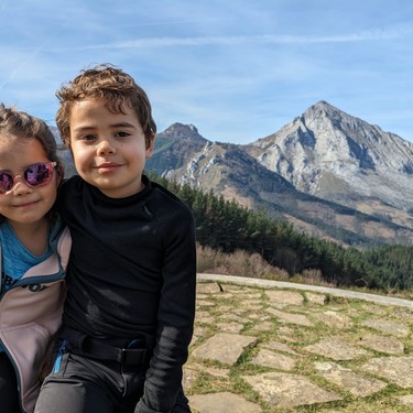 Eire eta Gari Agirrebaltzategi