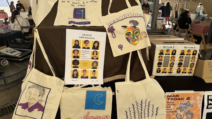 Emakumezkoen artelanen erakusleiho dotorea