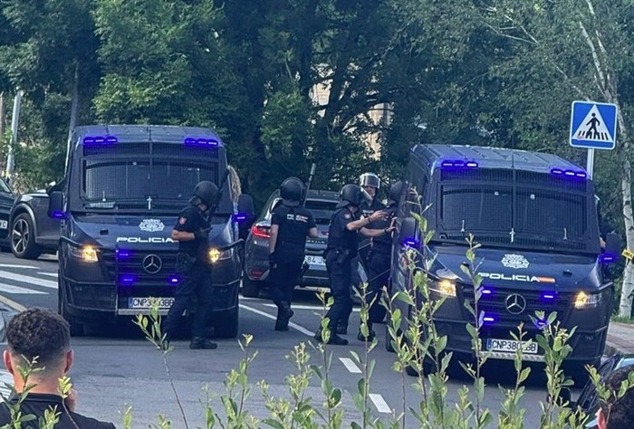Adin txikiko bat harrera-familiara itzultzeko esku-hartzea egin du Polizia Nazionalak