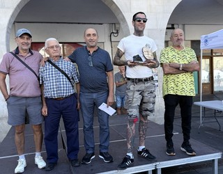 Aretxabaletako Tomatearen Eguna, iruditan