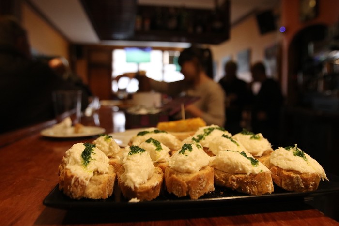 Pintxo bereziak izango dira domekan herriko tabernetan