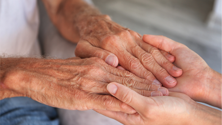 Belaunaldien arteko harremanak sustatzeko topaketak egingo dituzte Arrasaten