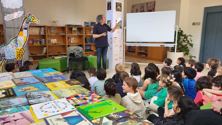 Patxi Zubizarretarekin kontu-kontari Kurtzebarri eskolan