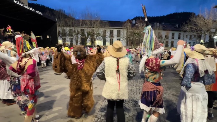 Dantzekin amaitu dituzte Aratusteak eskoriatzarrek