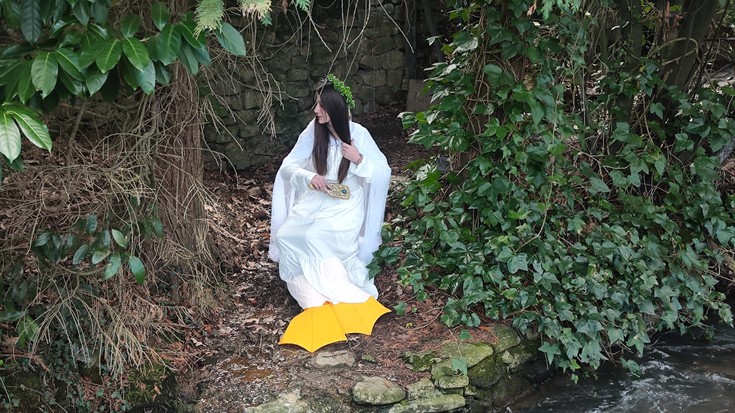 Ibilbide mitologikoa egin dugu, Aratusteen barruan