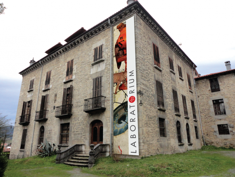Bergarako Laboratorium, 'Historic site'!