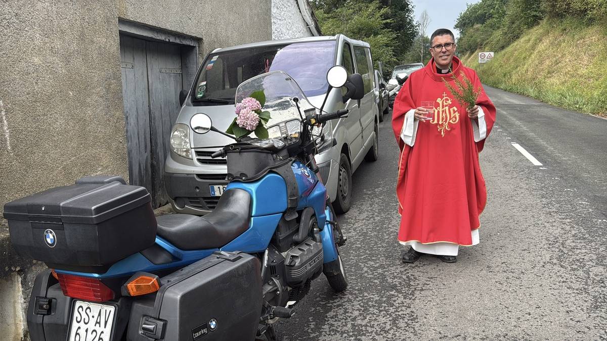Autoak bedeinkatuta eta luntxarekin ospatu dute San Kristobal eguna, Aldai Egian