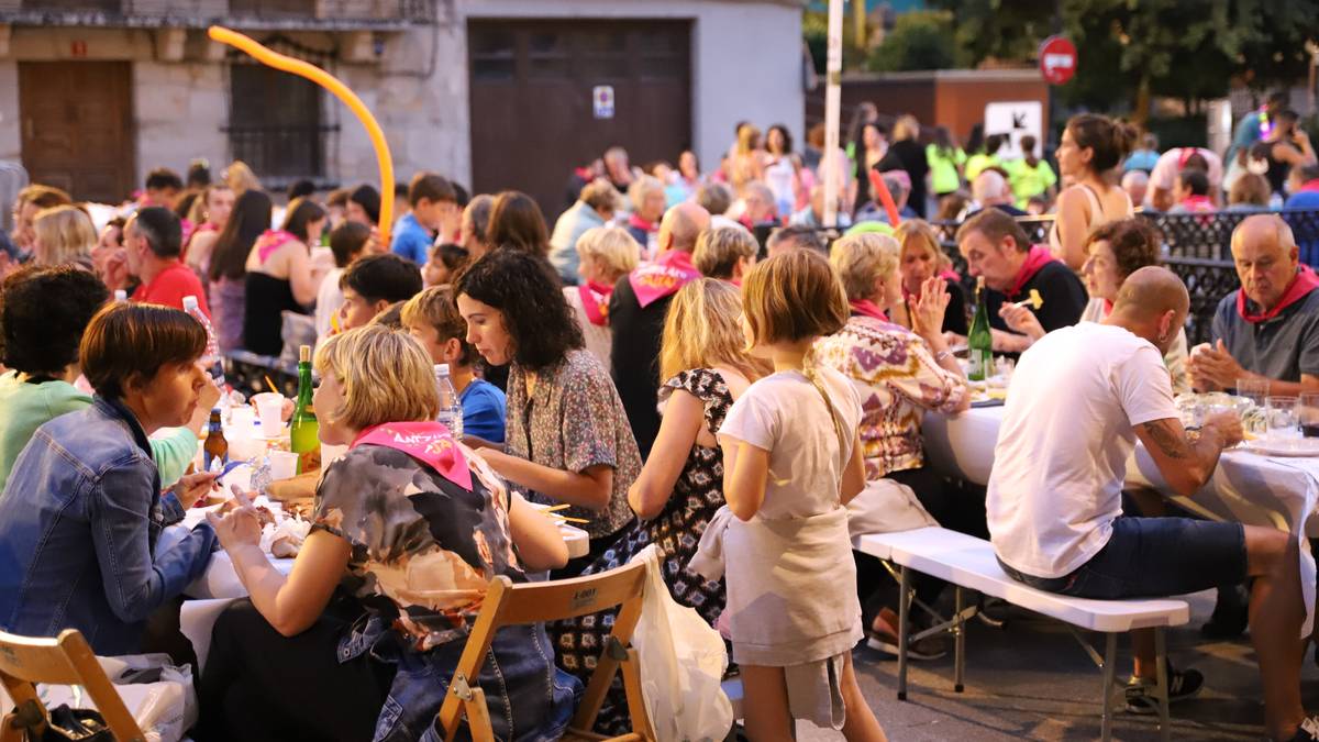 Herri curriculumaren saioetan ateratako ondorioak aurkeztuko dituzte asteazkenean