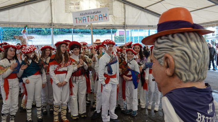 Euskal Inauterietan murgildu da Aranzadi Ikastola